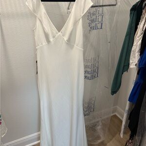 Wedding dress never worn tags still attached size 8